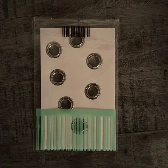 🏷️ NWT Cloth & Paper Grommet Journaling card - Picture 6 of 6